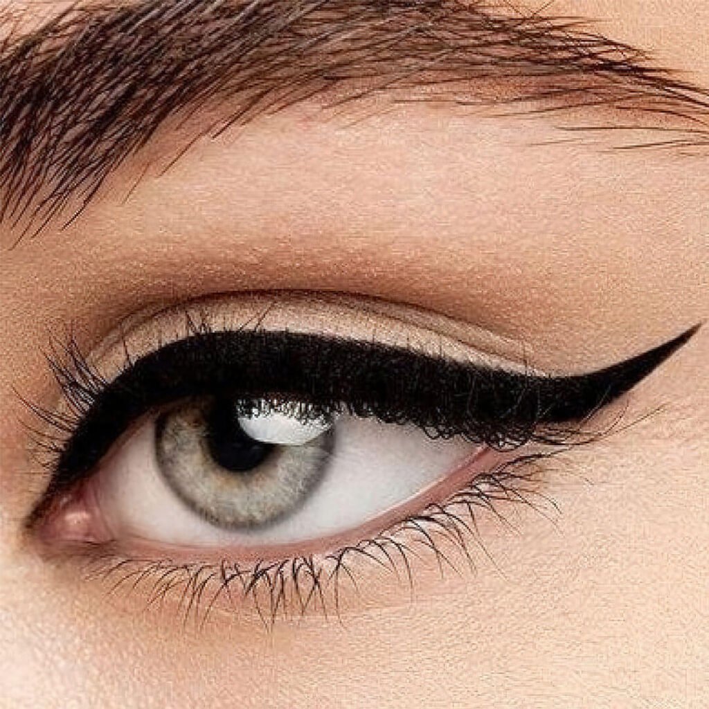 قلم ألترا بلاك ايلاينر من روز بيري